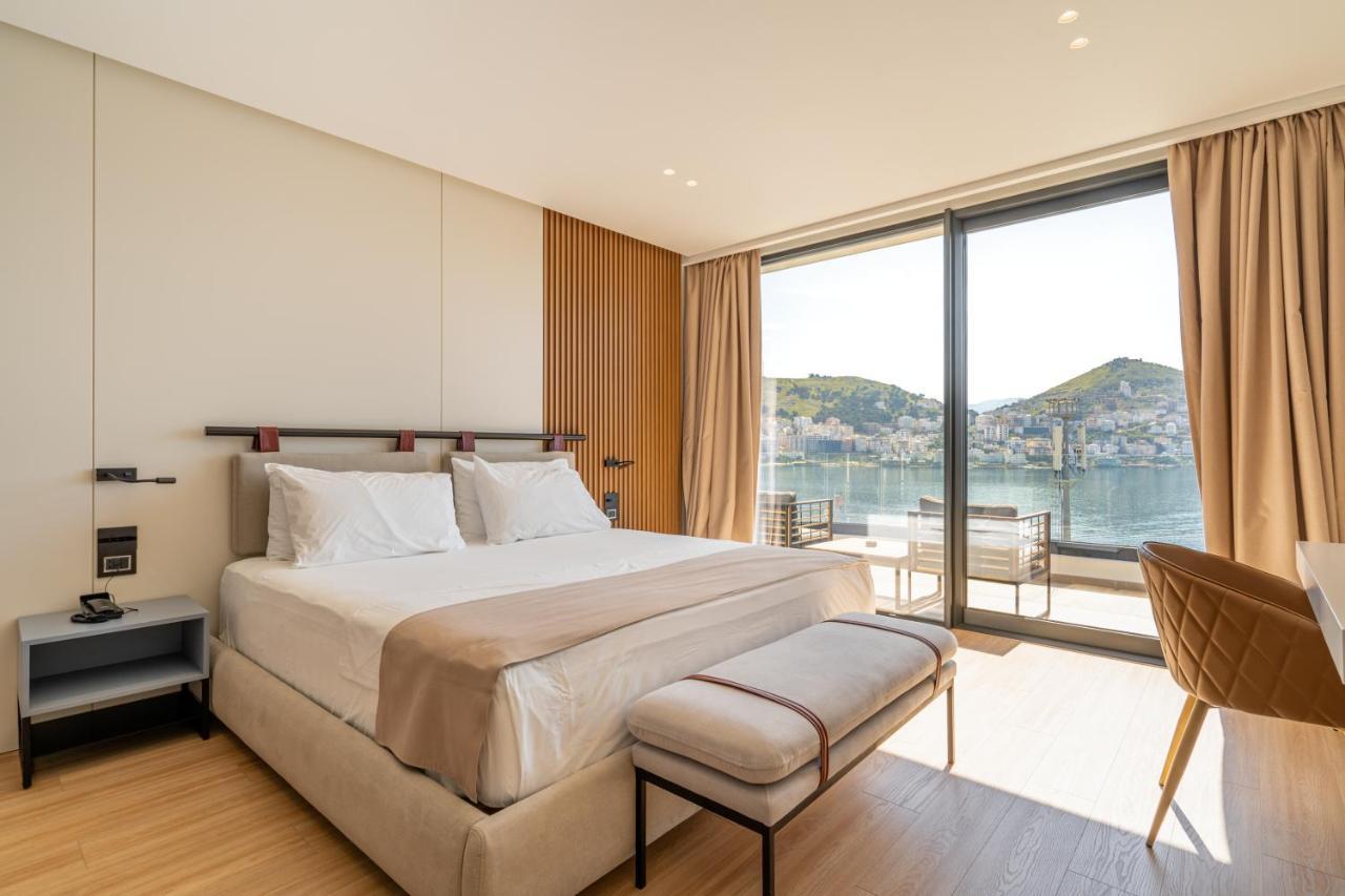 Yacht Premium Hotel Sarande Exterior photo