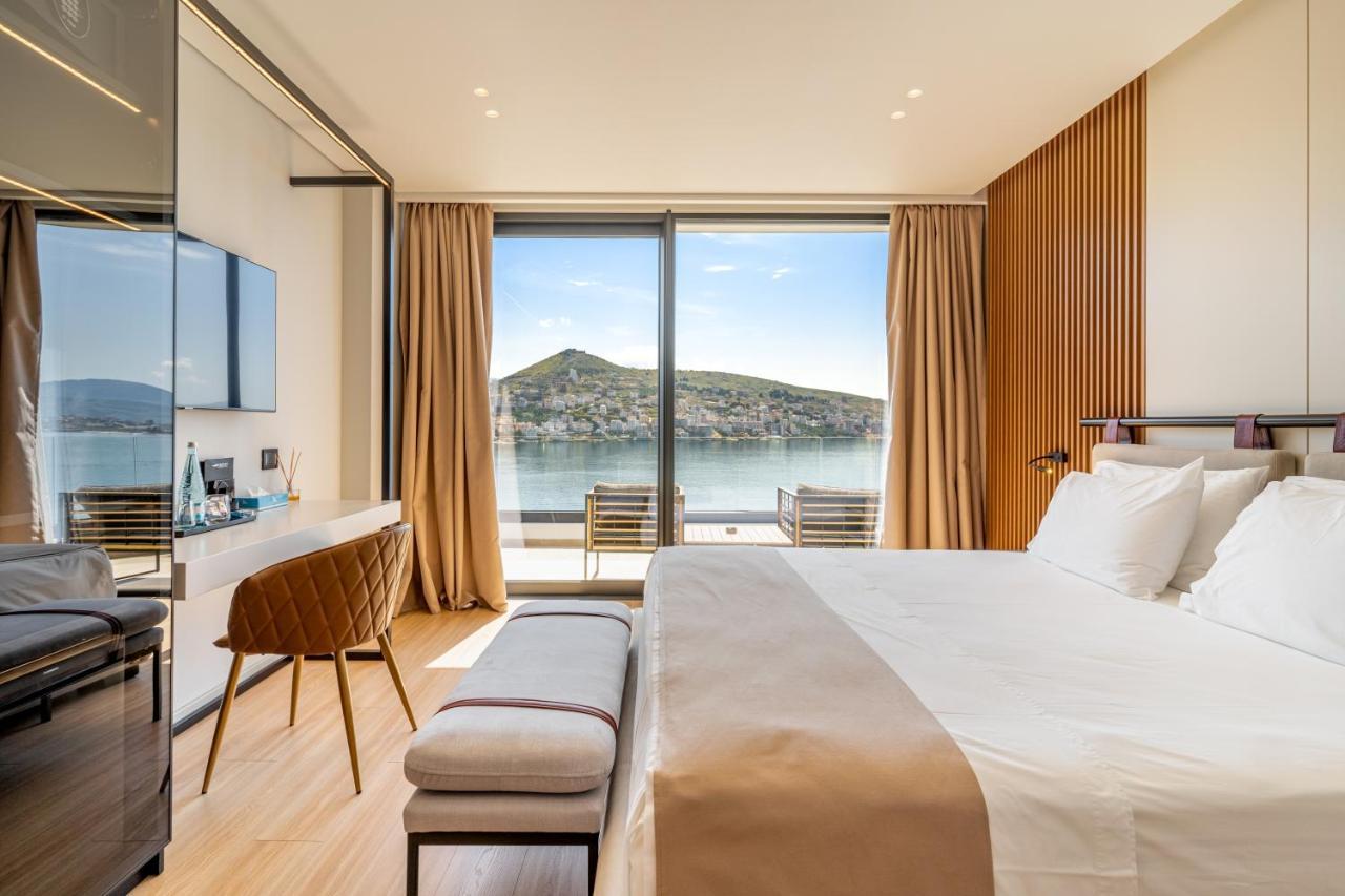Yacht Premium Hotel Sarande Exterior photo